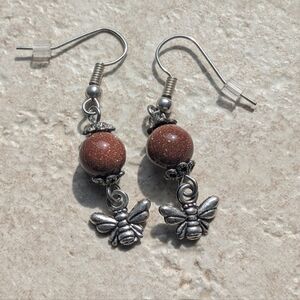 Goldstone Dangle Bee Earrings - NWOT